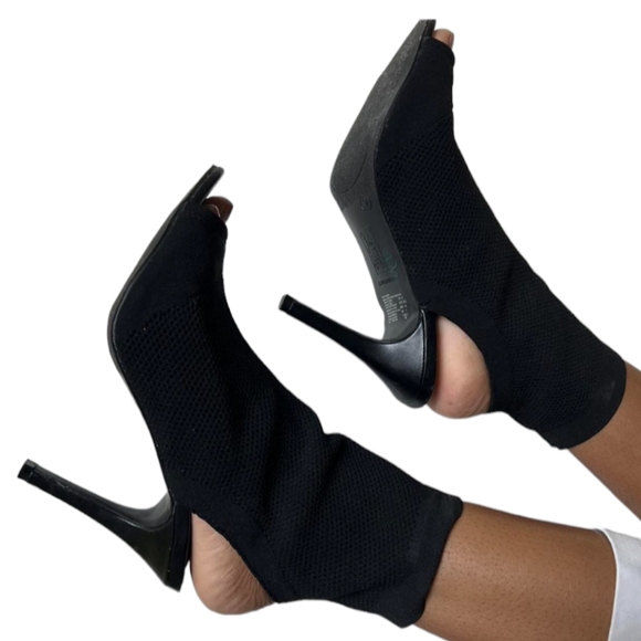 Bar lll Nillaf Fabric Peep Toe Women's Black Boots Size 10M - Picture 13 of 14